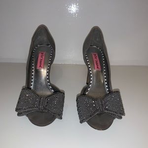 Betsey Johnson peep toe bow heels